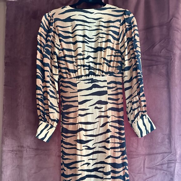 Realisation The Vivienne tiger midi dress - Small - Picture 6 of 6
